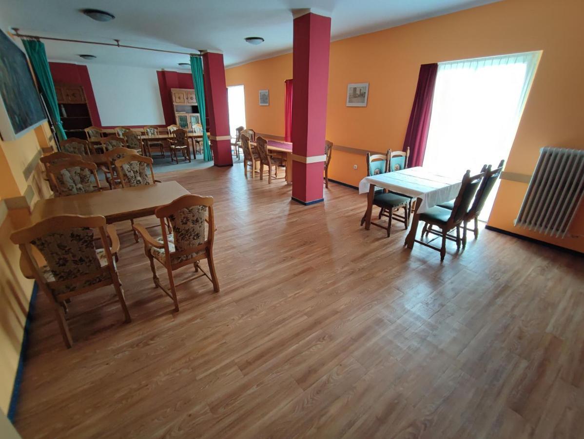 Hotel Beke Sziget Komlo Luaran gambar