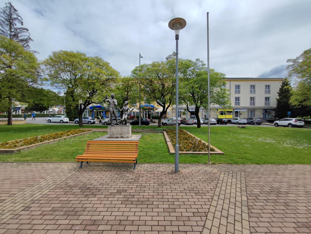 Hotel Beke Sziget Komlo Luaran gambar