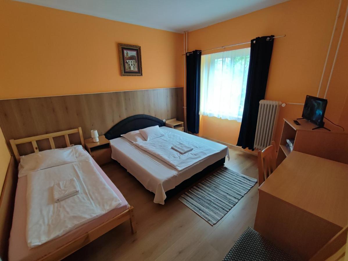 Hotel Beke Sziget Komlo Luaran gambar