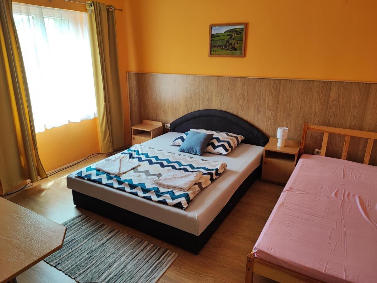 Hotel Beke Sziget Komlo Luaran gambar