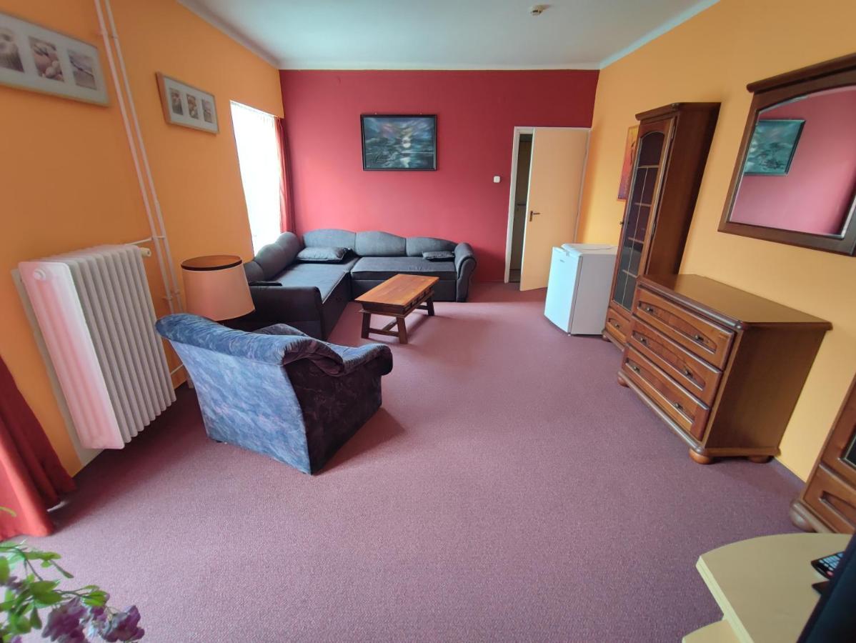 Hotel Beke Sziget Komlo Luaran gambar