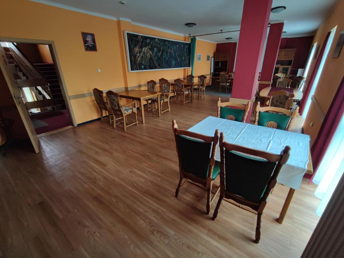 Hotel Beke Sziget Komlo Luaran gambar